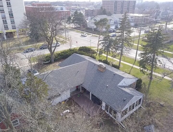 Property Photo: 105 N Main Street IL 60148