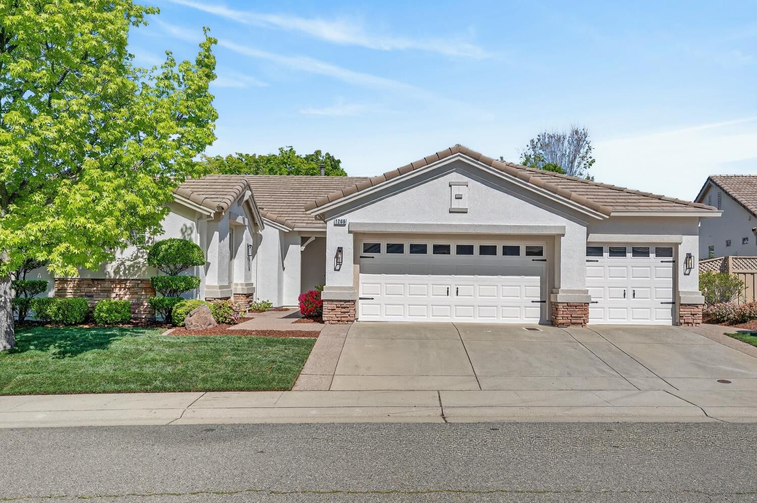 Property Photo:  1266 Hillhaven Lane  CA 95648 