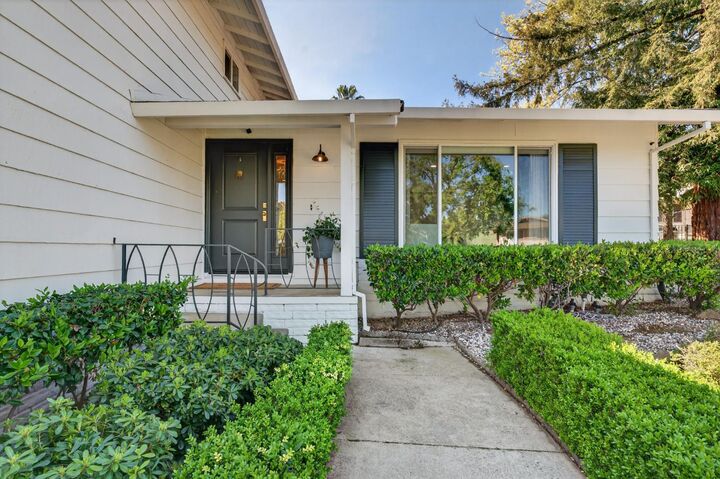 Property Photo: 3399 Mesa Verdes Drive CA 95762