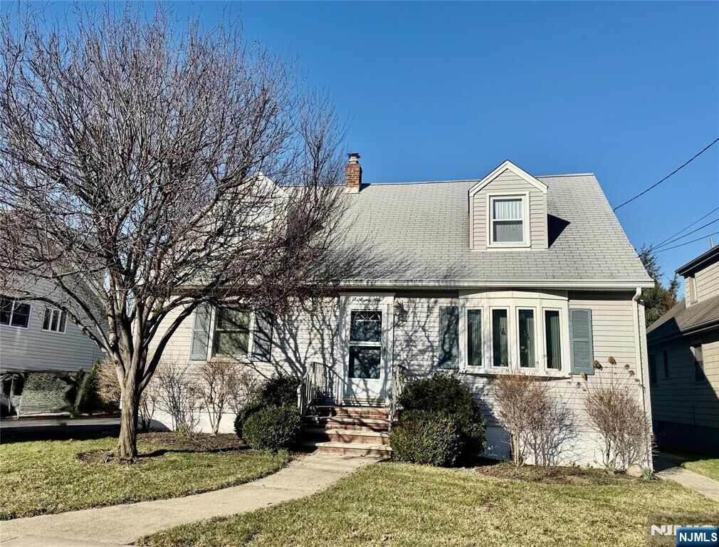 Property Photo: 689 Linden Avenue NJ 07657