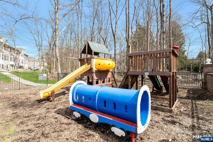 Property Photo: 994 Boxwood Court NJ 07430