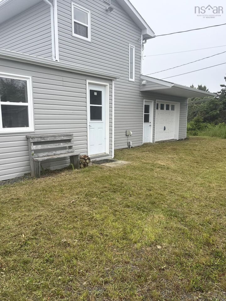 2034 Lower Prospect Road — photo 1