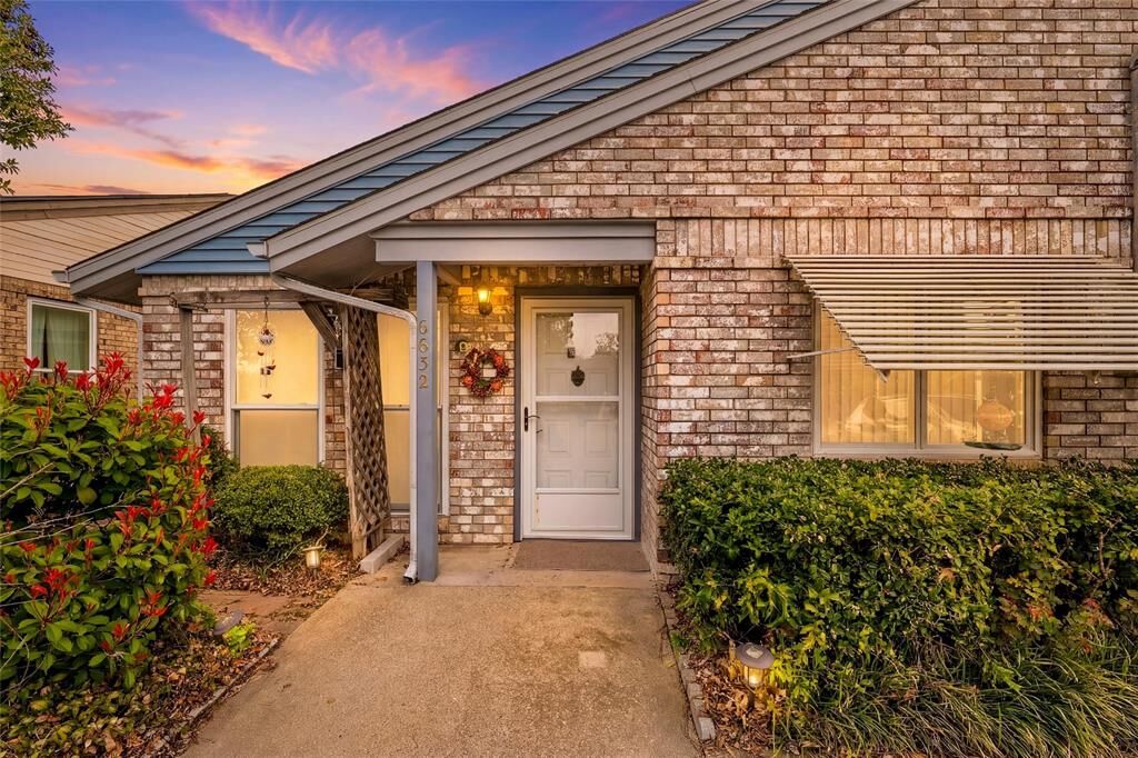 Property Photo: 6632 Legters Drive TX 75236