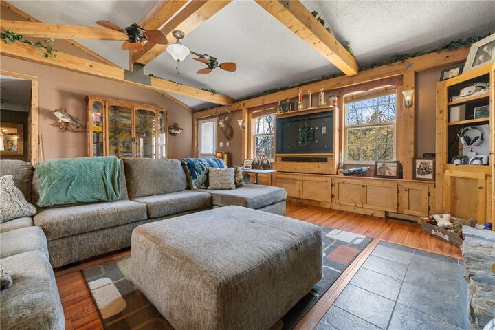 Property Photo: 823 N Oak Street AR 72601