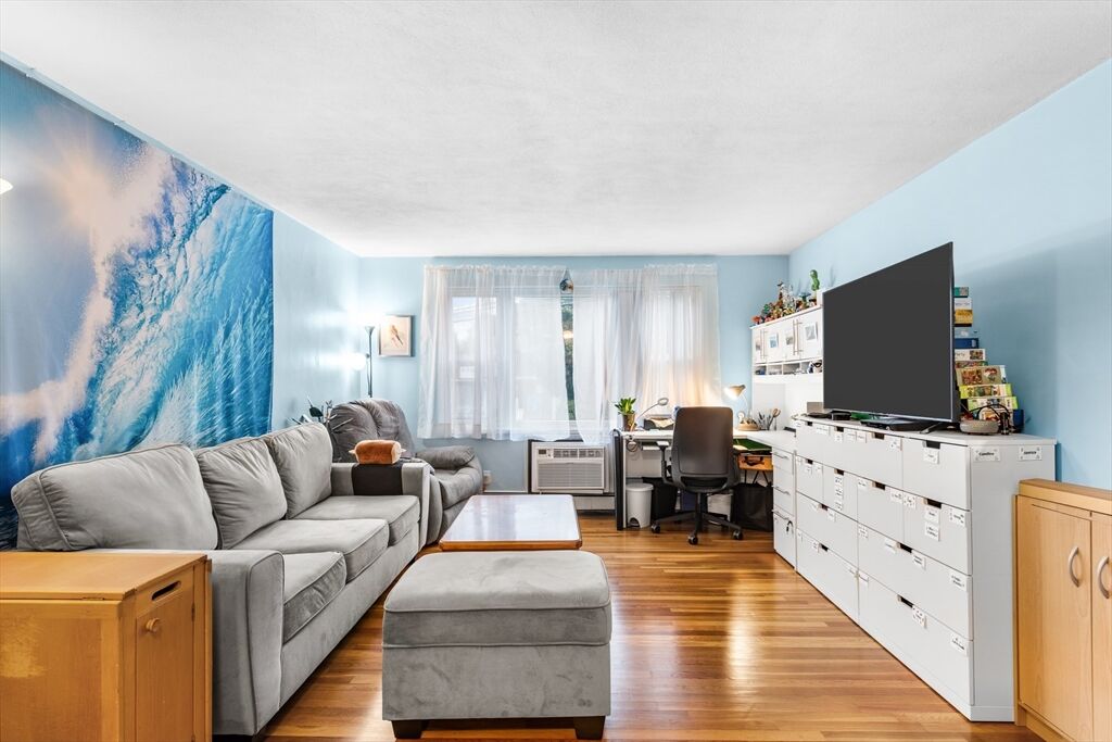 Property Photo:  51 Warren 1-1  MA 02453 