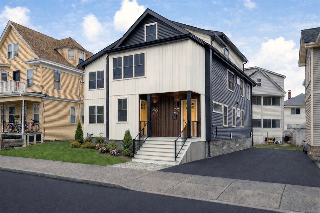 Property Photo: 27 Laurel 27 MA 02472