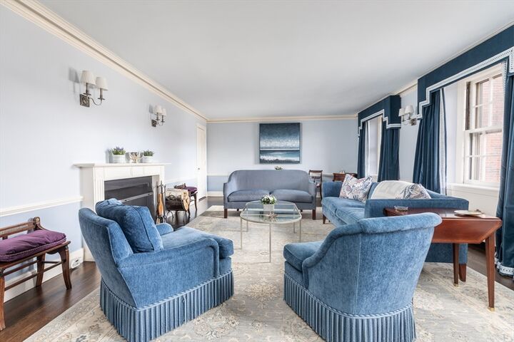 Property Photo:  172 Beacon St 3  MA 02116 