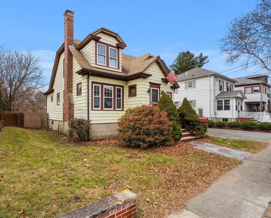 Property Photo:  6 Abington Avenue  MA 01960 