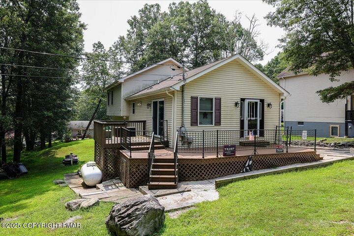 Property Photo:  110 Carol Road  PA 18302 