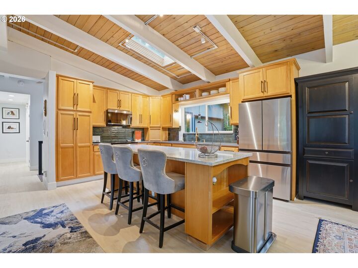Property Photo:  430 NW Skyline Blvd  OR 97229 