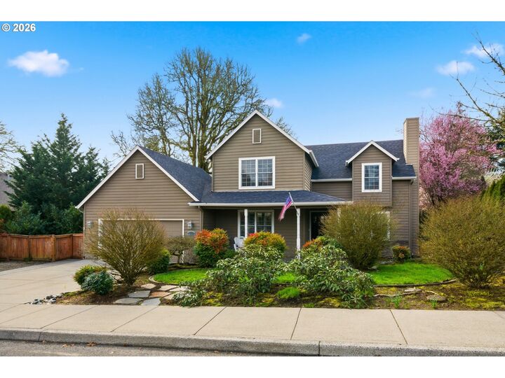 Property Photo:  594 E 5th St  WA 98629 