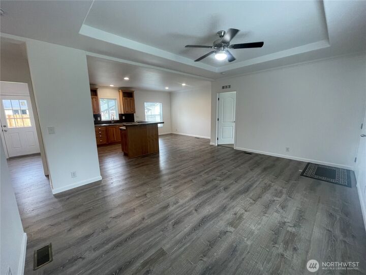 Property Photo:  310 E Wood Lane  WA 98584 