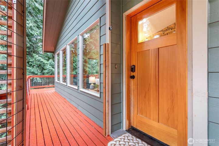 Property Photo:  1615  Emerald Lake Way  WA 98226 