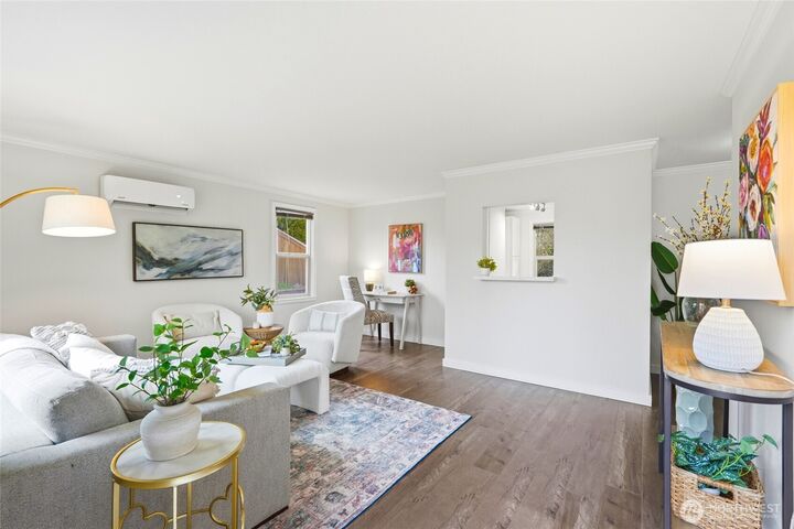 Property Photo: 220 SW 137th St WA 98166