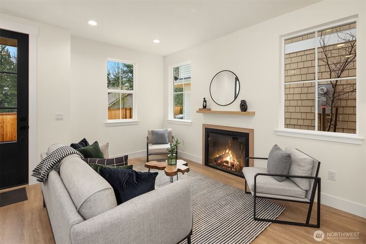 Property Photo:  11812 NE 103rd Place  WA 98033 