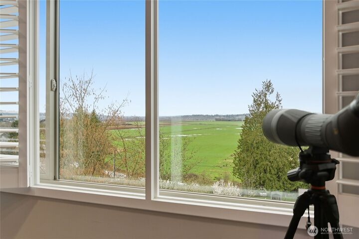 Property Photo:  8117  130th Place SE  WA 98296 