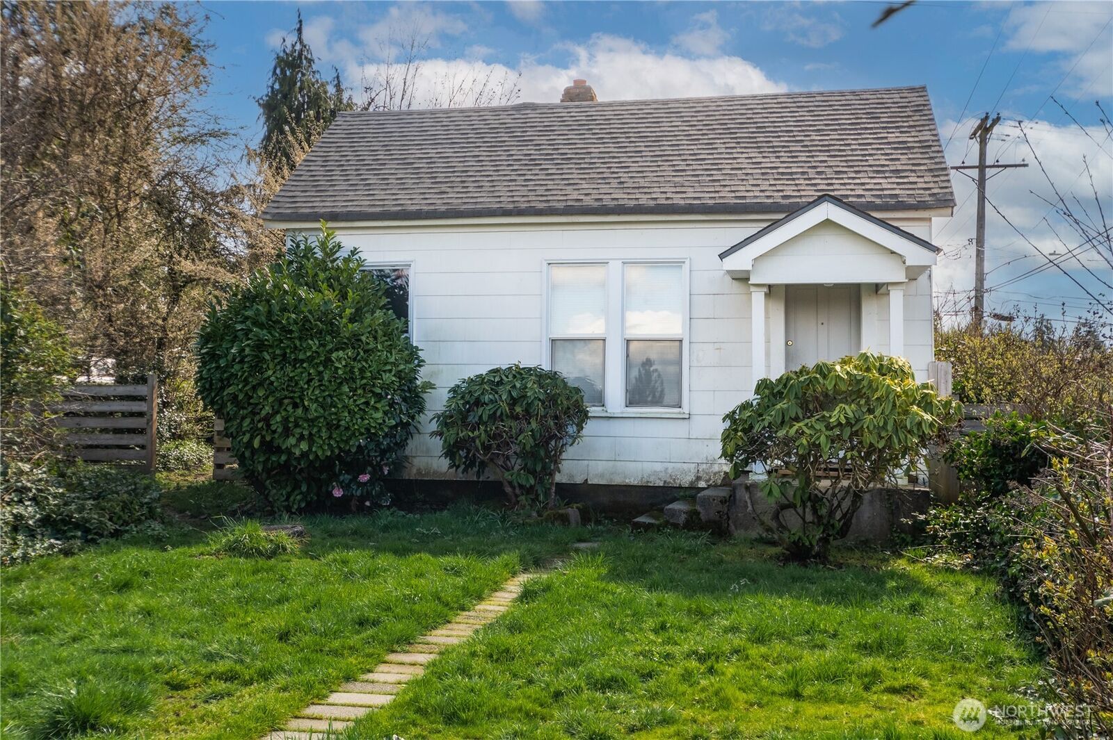 Property Photo:  2202 E 32nd Street  WA 98404 