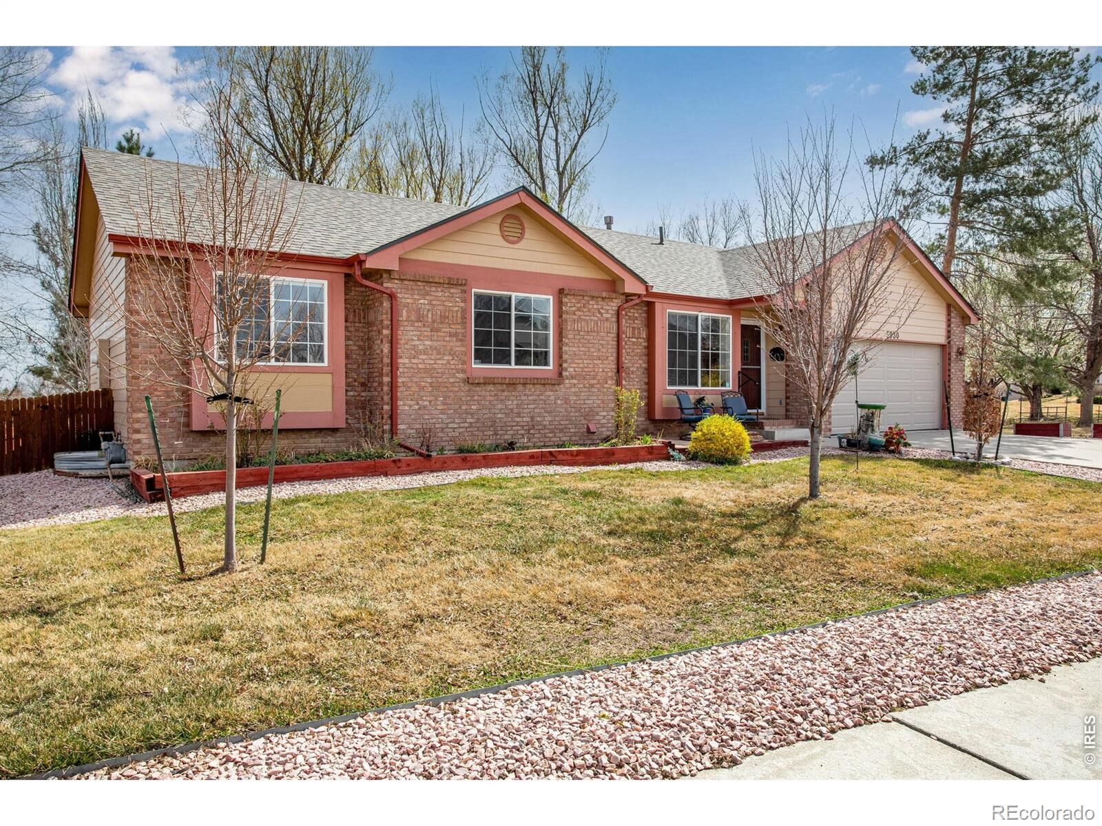 Property Photo: 5930 Meadow Creek Lane CO 80538