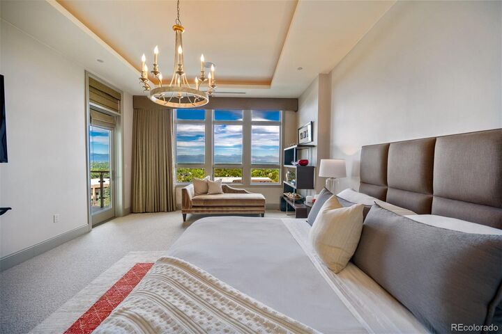 Property Photo:  5455 Landmark Place 809  CO 80111 
