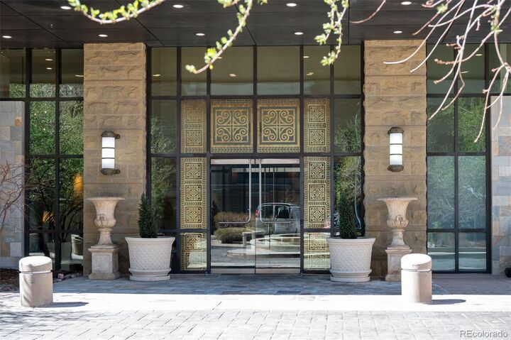 Property Photo: 5455 Landmark Place 809 CO 80111