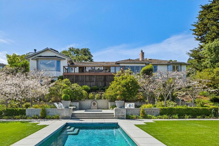 Property Photo: 720 Endfield Way CA 94010