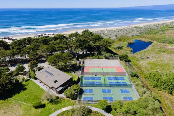 Property Photo:  101 Shell Drive 117  CA 95076 