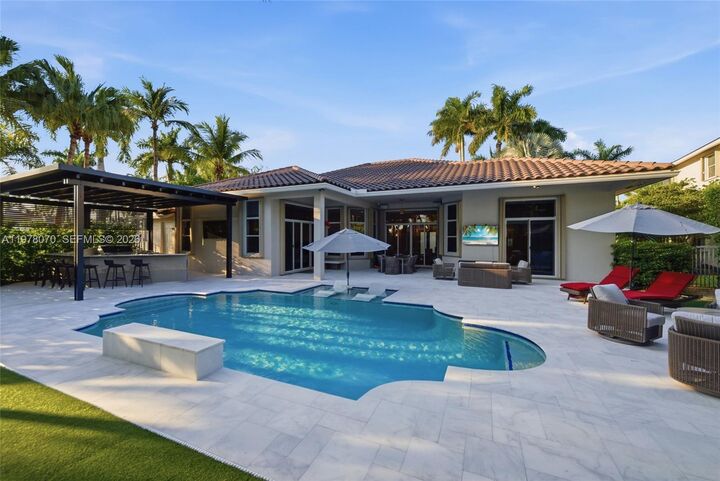 Property Photo: 1397 Victoria Isle Dr FL 33327