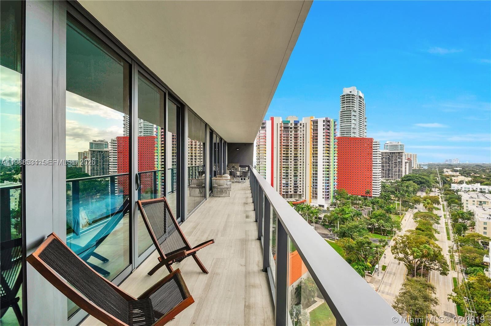 Property Photo:  1451 Brickell Ave 1605  FL 33131 