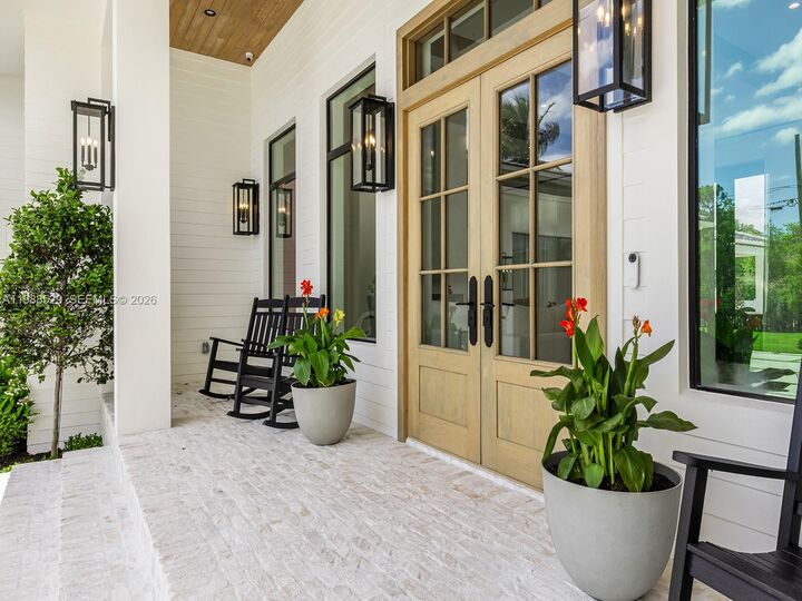 Property Photo:  14200 Old Cutler Rd  FL 33158 