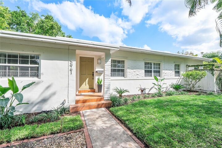 Property Photo:  5961 SW 46th Ter  FL 33155 