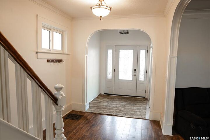 Property Photo: 2128 Osler Street SK S4P 1W6