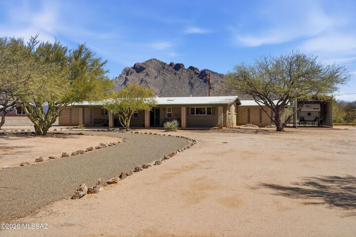 Property Photo:  8710 N Hickory Drive  AZ 85704 