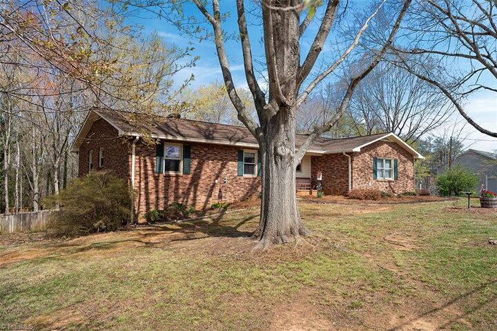 Property Photo:  980 Hindenburg Lane  NC 27019 