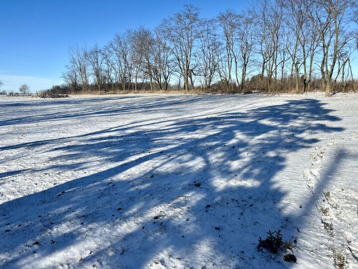 Property Photo:  8384 County Road 101  OH 43310 
