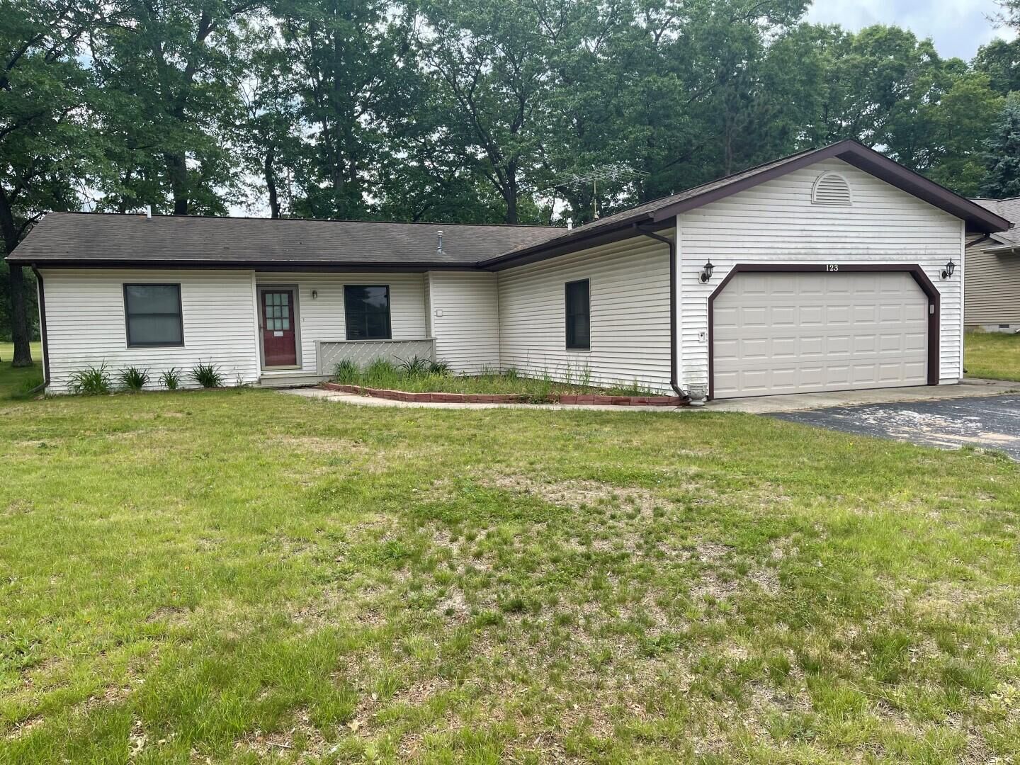 Property Photo:  123 Bright Angel Drive  MI 48651 
