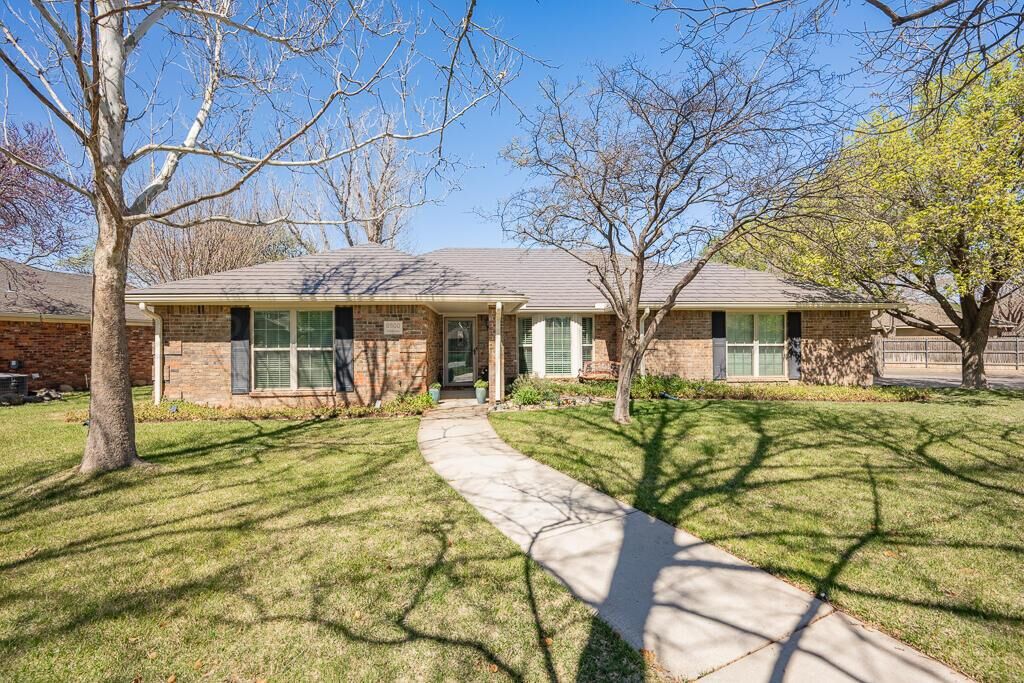 Property Photo:  6900 Andover Drive  TX 79109-6460 