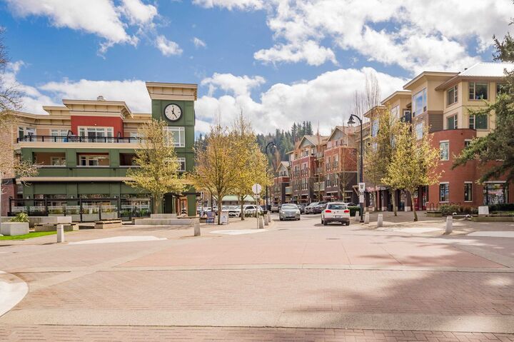45530 Market Way 304 — photo 1