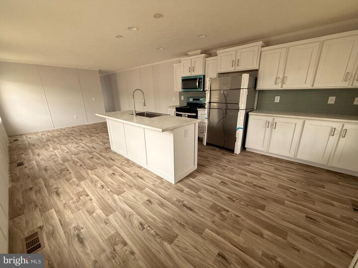 Property Photo:  12 Jackson Drive  NJ 08332 