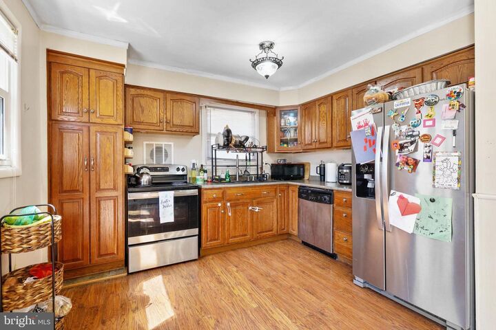 Property Photo:  202 Tennessee Trail  NJ 08015 