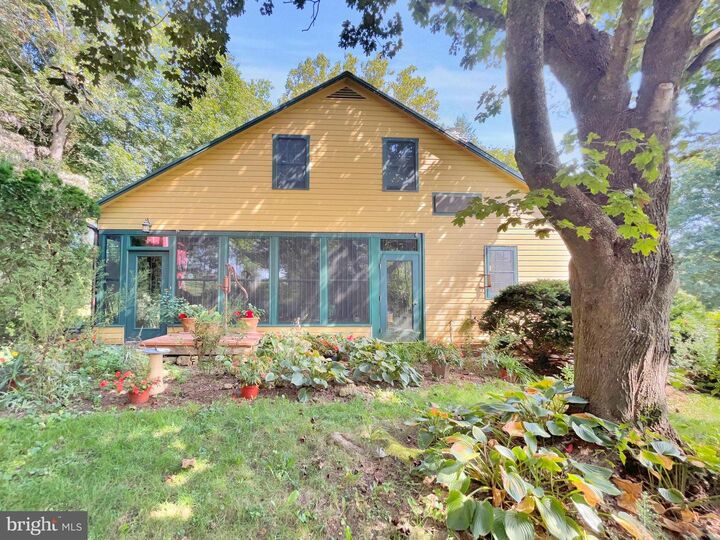 Property Photo:  1095 Texter Mountain Road  PA 19551 