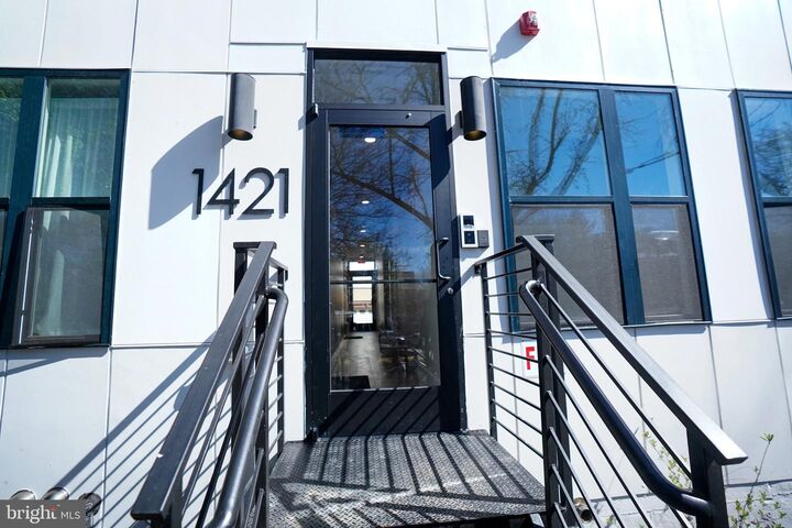 Property Photo:  1421 Spring Road NW  DC 20010 