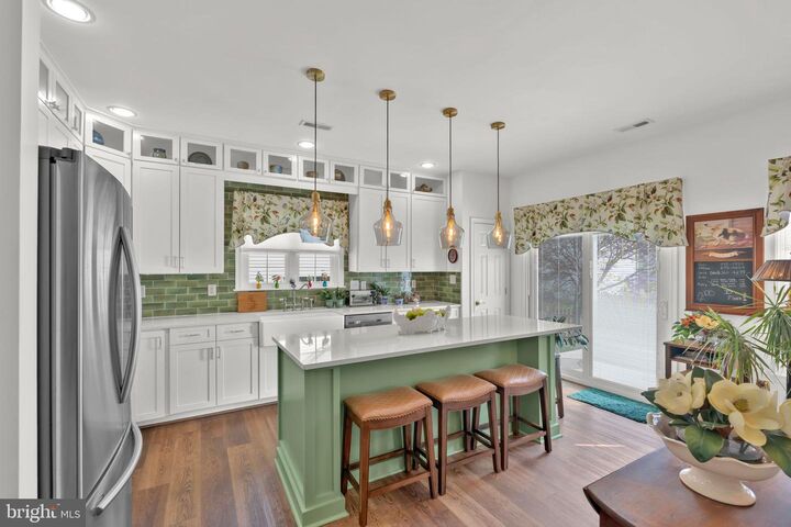 Property Photo:  6809 Winthrop Court  VA 22407 