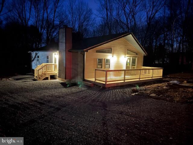 Property Photo: 117 Masters Trl PA 18210