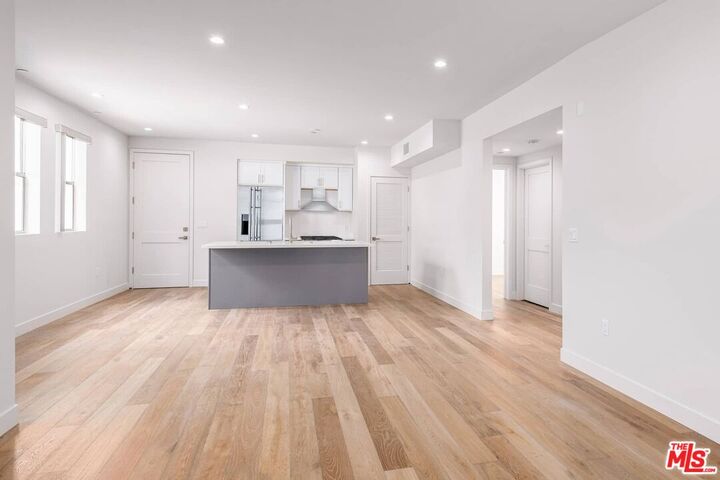 Property Photo: 3726 Kelton Ave CA 90034