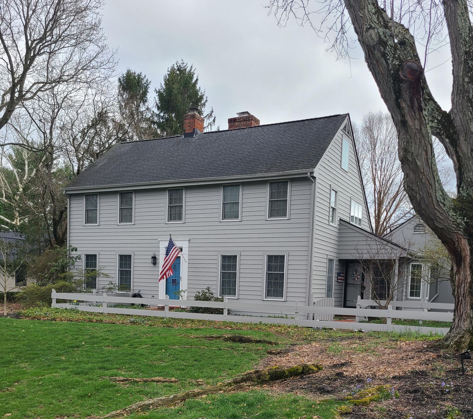 Property Photo: 877 Northbridge Lane OH 43235