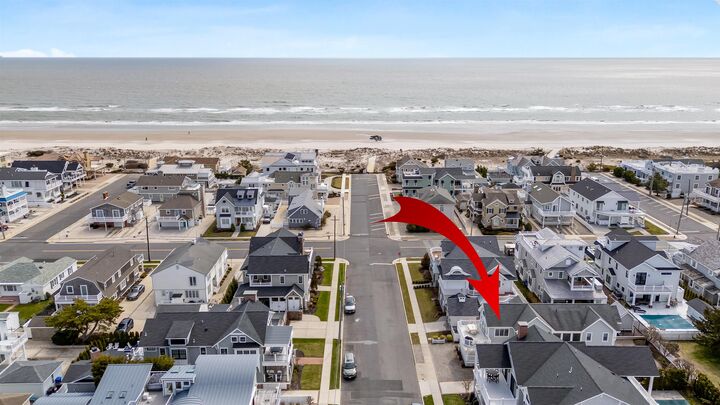 Property Photo: 125 98th NJ 08247