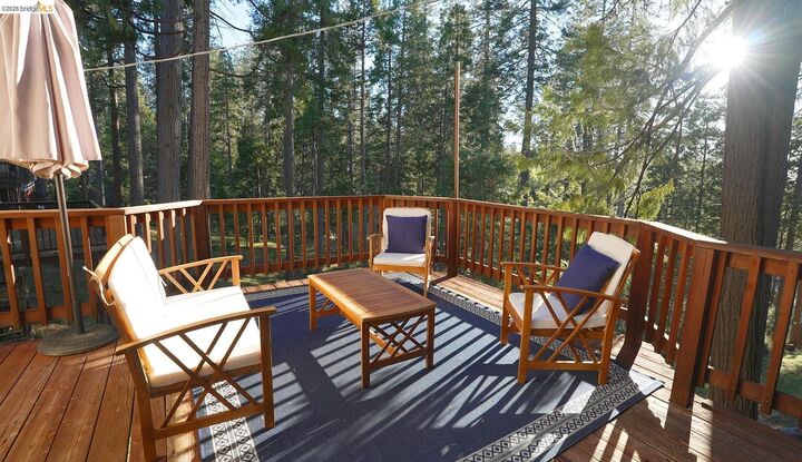 Property Photo: 22912 Sierra Dr CA 95383