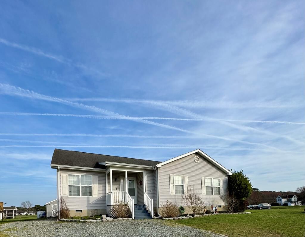 Property Photo:  2201 Yardarm Dr  VA 23356 