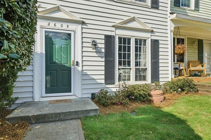 Property Photo:  2605 Queen Anne Court  GA 30350 