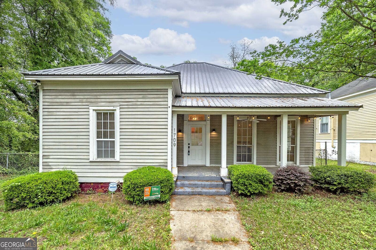Property Photo:  1709 Rembert Avenue  GA 31201 
